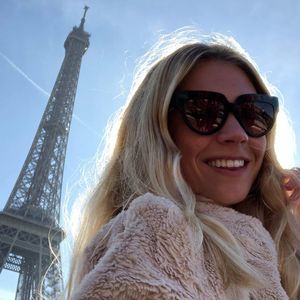 Meet your Posher, Danielle